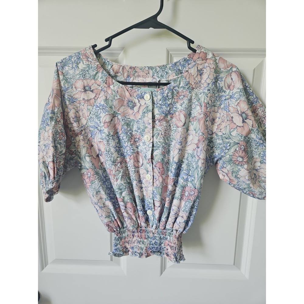 Vintage Cottagecore Floral Smocked Crop Top Pastel Pink Blue Button Front Size S
